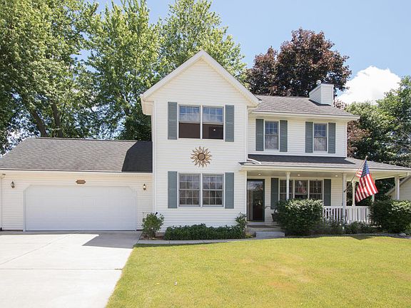 2nd image of 2709 Green Oak Ln