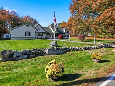 100 Farwell Rd, Tyngsboro, MA, 01879