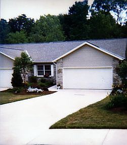 1st image of 729 Deborah Ct