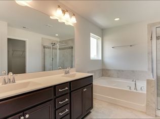 3405 Longleaf Estates Dr, Raleigh, NC 27616
