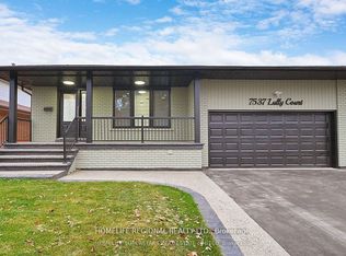 7537 Lully Ct #1, Mississauga, ON L4T2P2