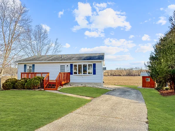 145 School Ct, Cedarville, IL 61013