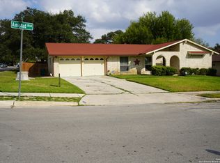 615 Amistad Blvd, Universal City, TX 78148