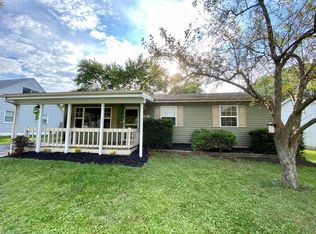 746-1 Heritage Rd, Valparaiso, IN 46385