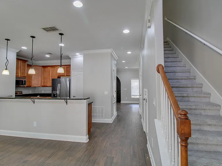 1761 Indiana Ave #F — Photo 10