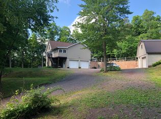 5896 Main Rd, Hunlock Creek, PA 18621