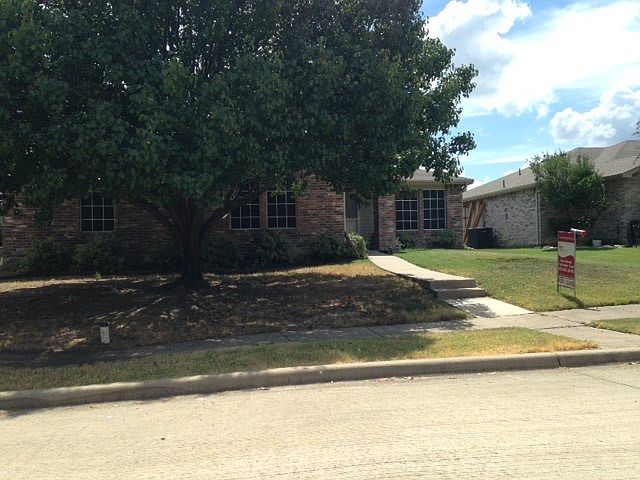 1st image of 1535 Coral Reef Ln