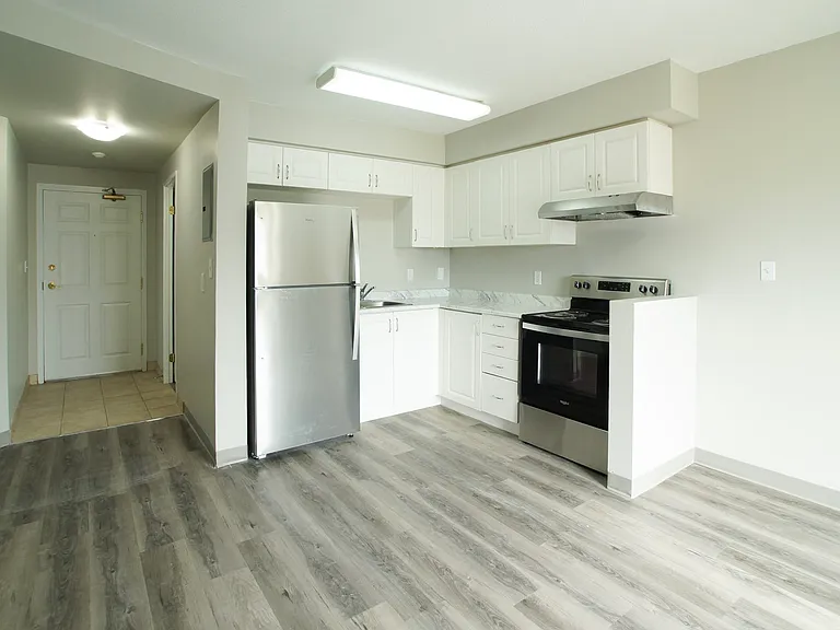 593 Strasburg Rd — Photo 10