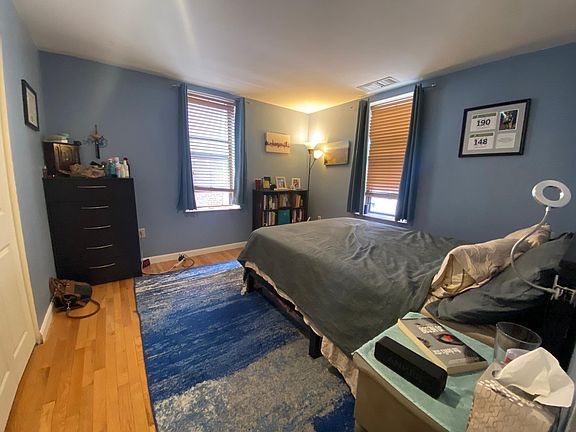 4th image of 306-95 Gainsborough St #306