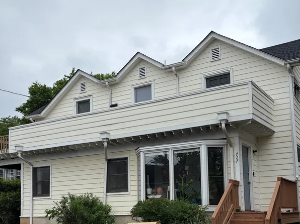 717 Bolling Ave #A, Charlottesville, VA 22902