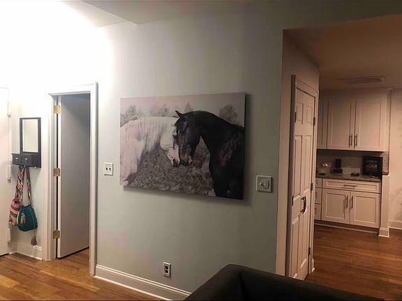 4th image of 145 15th St NE APT 212
