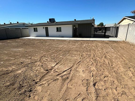 5th image of 5507 N 68TH Avenue