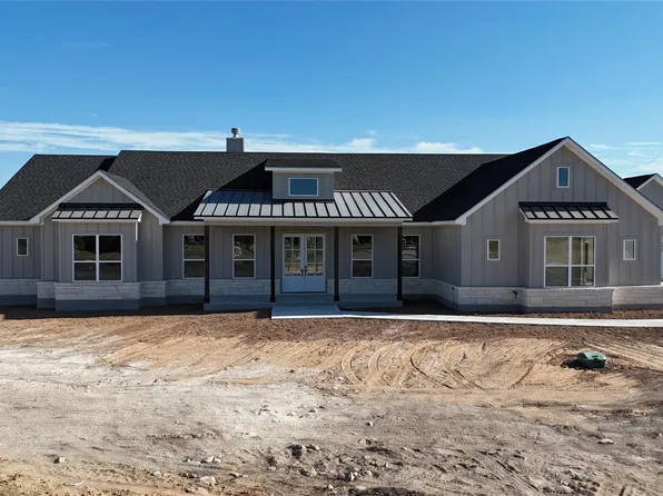 2209 Whitewater Dr, Bertram, TX 78605