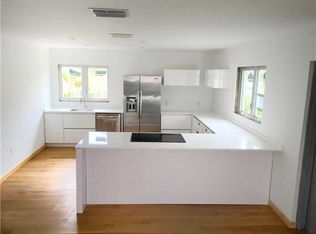 6 NW 52nd St, Miami, FL 33127
