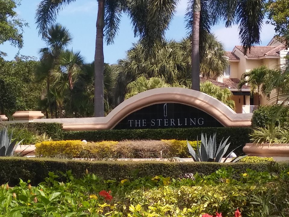 1st image of 8204 Glenmoor Dr
