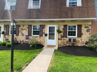207 Walnut Hill Rd APT B7, West Chester, PA 19382