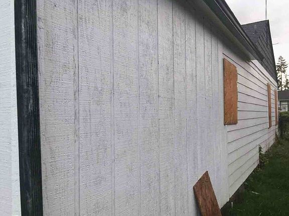 3rd image of 1437 E 34th St