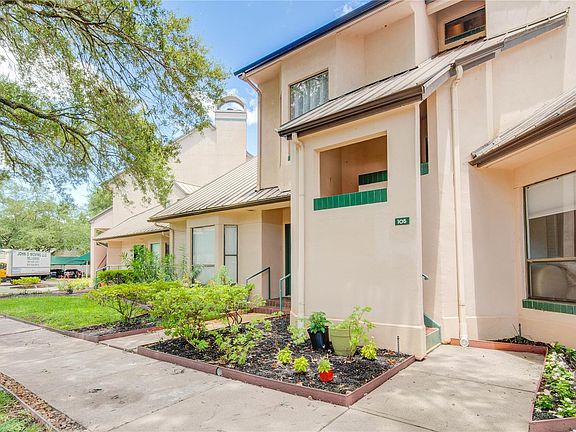 2nd image of 4144 Greystone Way APT 105