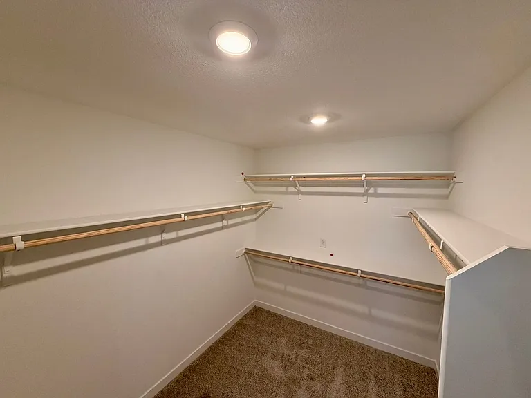 12620 Hereford Ave — Photo 24