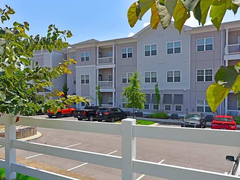 Lofts at Hillson — Photo 16