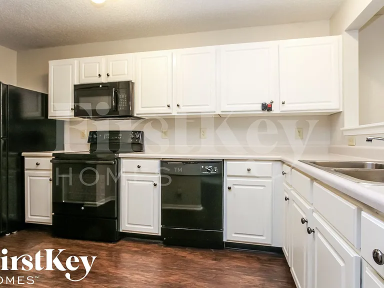 6518 Redland Way — Photo 4