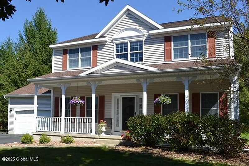 2nd image of 162 Kennewyck Circle