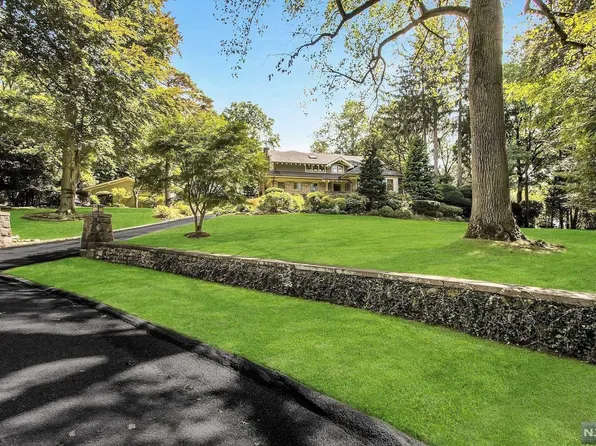 80 Prospect Ter, Tenafly, NJ 07670