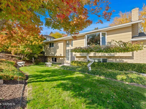 4411 Carriage Hill Dr, Yakima, WA 98908