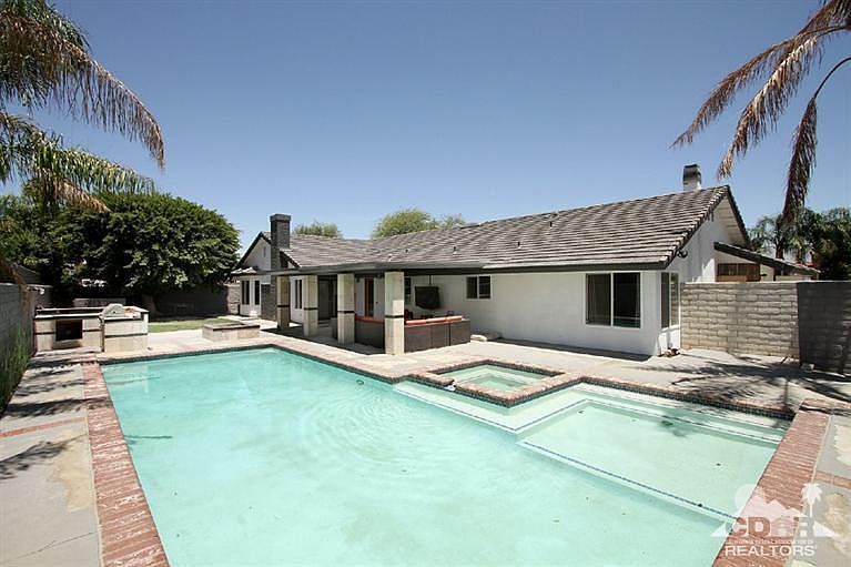 1st image of 42675 Darien Dr