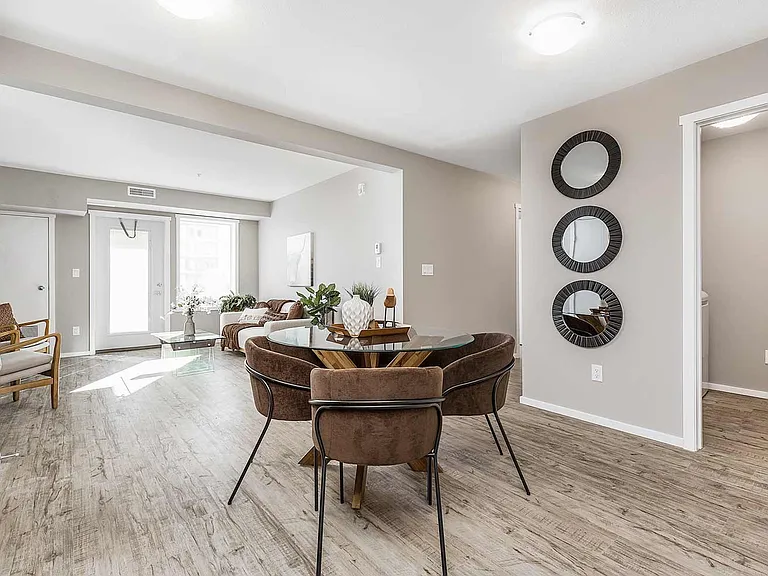 1159 Rosenthal Blvd NW — Photo 7