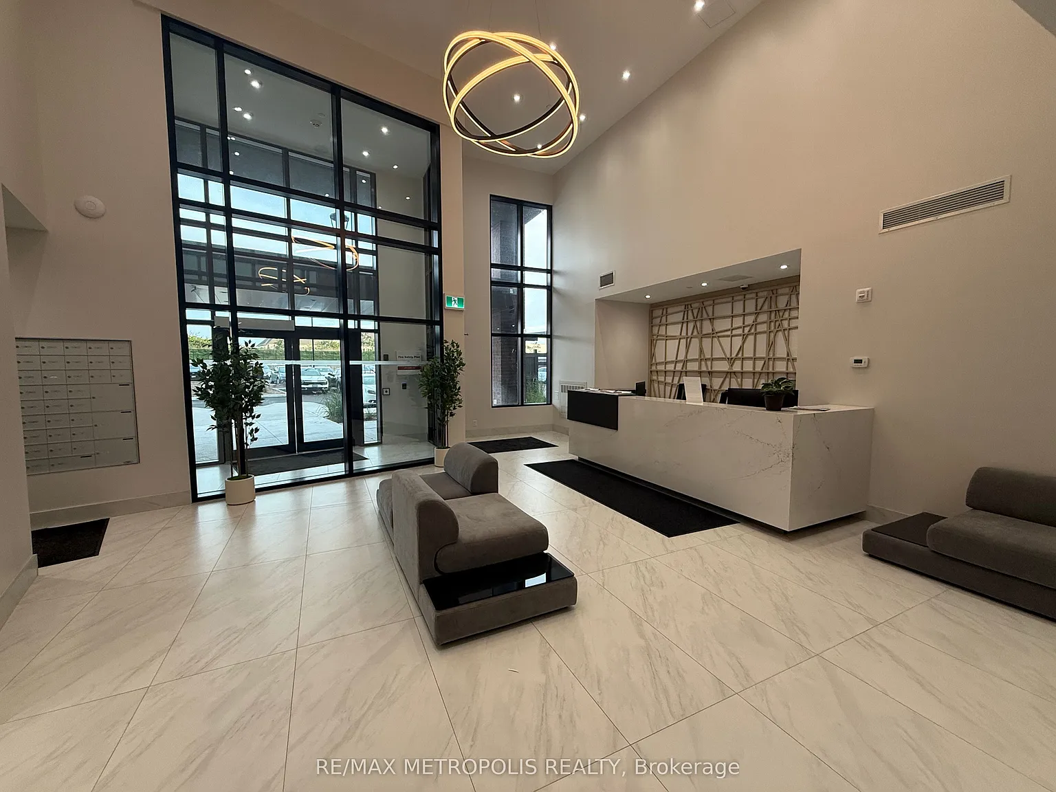 2 bed, $2,050 — Photo 4