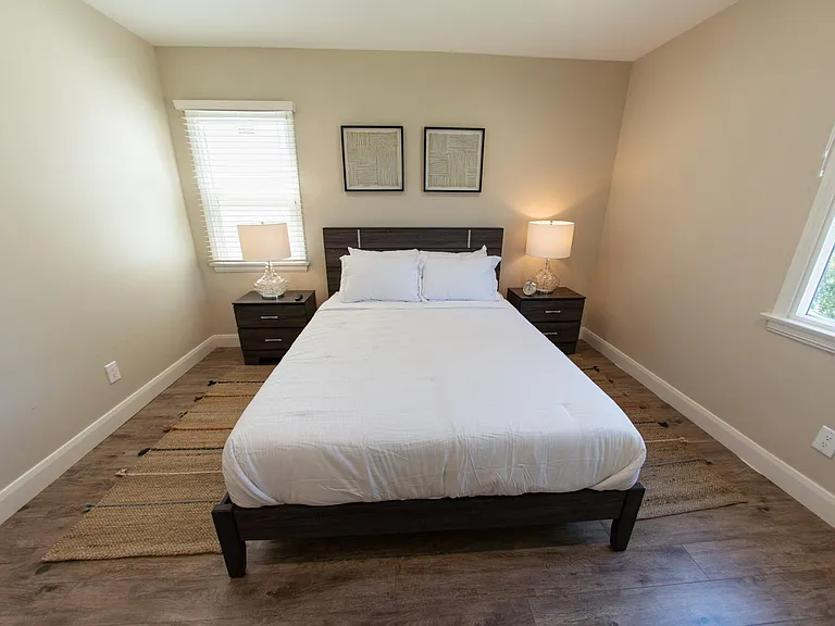 6156 Morella Ave — Photo 27