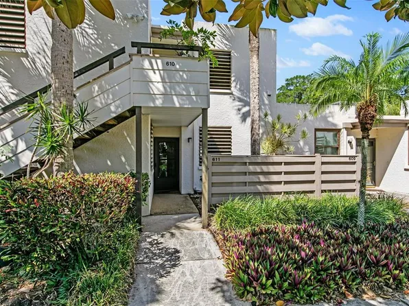 611 Woodlawn Dr #611, Bradenton, FL 34210