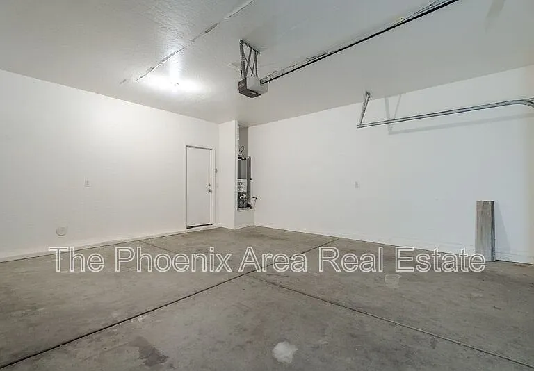 29189 N Shannon Dr — Photo 27