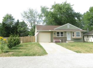 219 E 1st St, London, OH 43140