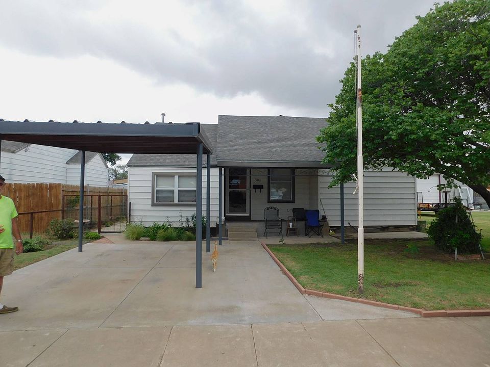1st image of 305 S Ellison St