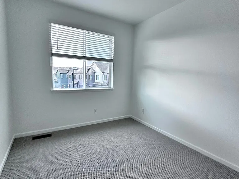 6857 Huddersfield Ln — Photo 24