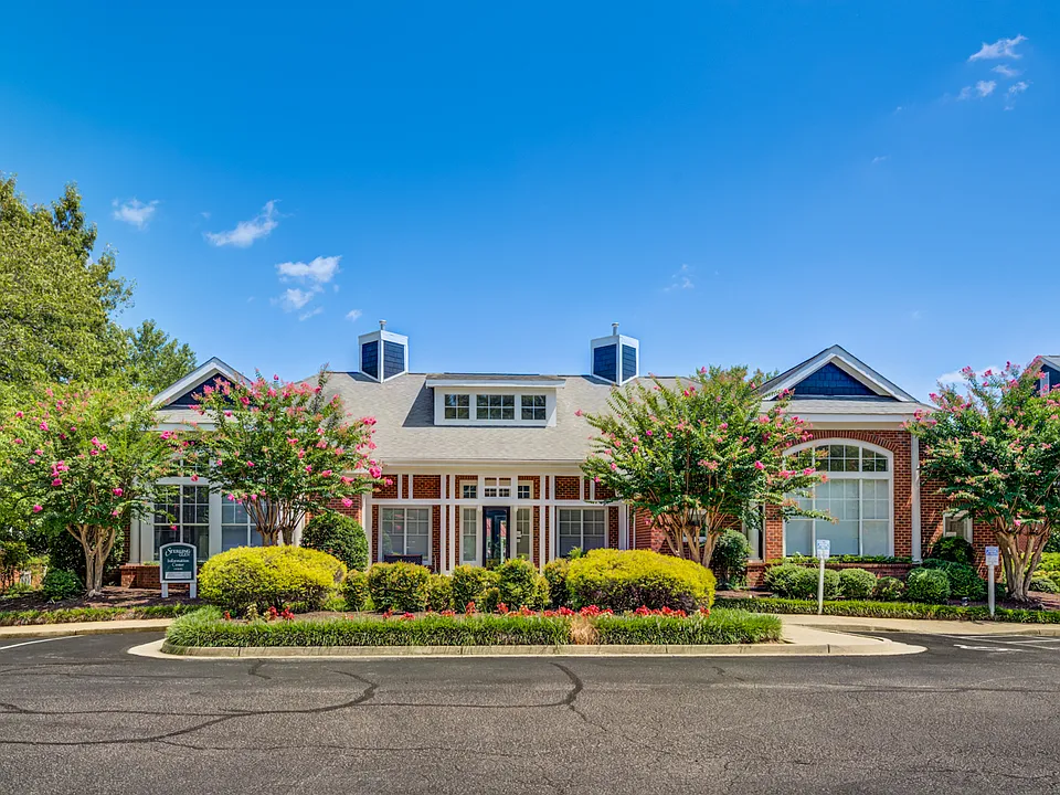 Sterling Glen Apartments
