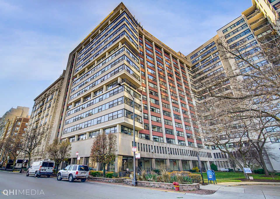 1st image of 3410 N Lake Shore Dr APT 5F