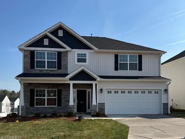 3725 Contimental Sq #371, Kernersville, NC 27284