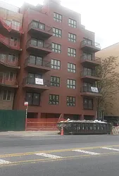 Sold by Starealty Estate LLC