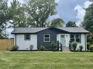 428 Oakdale Dr, Lebanon, TN 37087