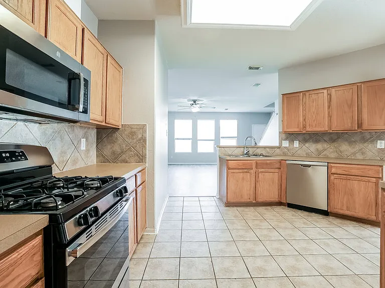 12315 English Brook Cir — Photo 7
