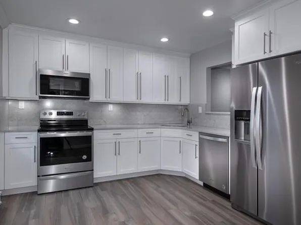 Fairfield Courtyard At Bohemia