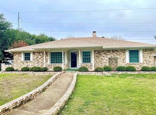 321 Lisa Ln, Desoto, TX 75115