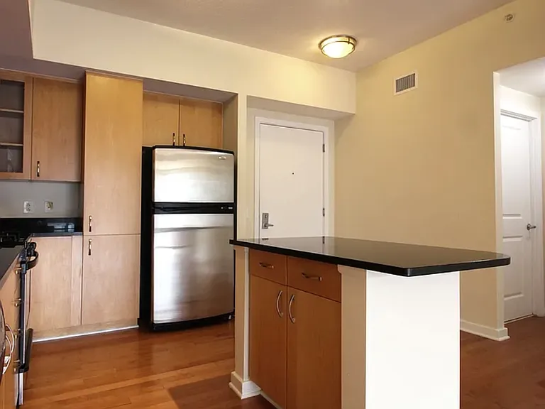 475 K St NW #1018 — Photo 24