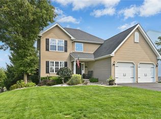 3743 Notch St, Macungie, PA 18062