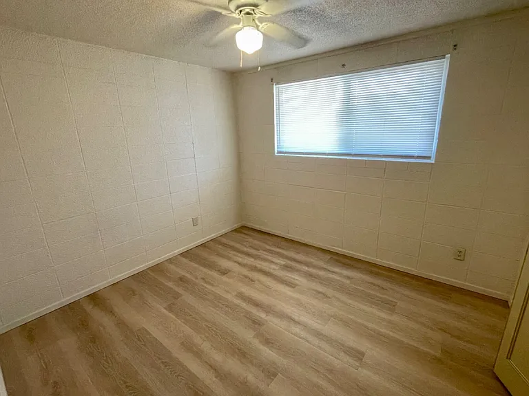555 Tyler St #24 — Photo 6