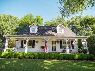 292 Groton St, Hollister, MO 65672