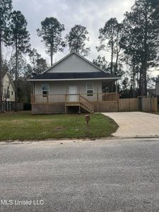 802 Deer Trail Ln, Pass Christian, MS, 39571